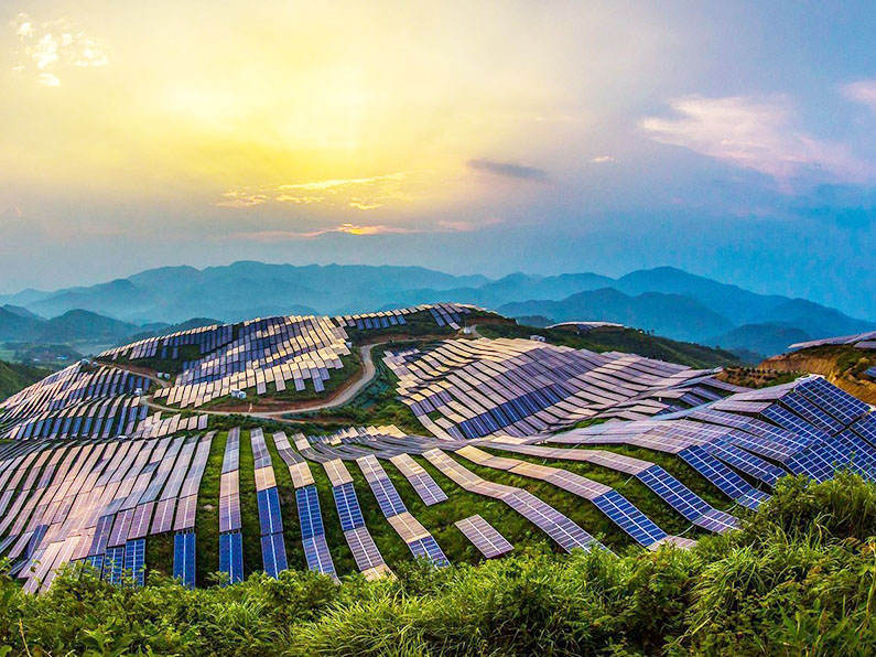  Hetech solar ganhou a confiança e elogios do mercado vietnamita 50MW 
